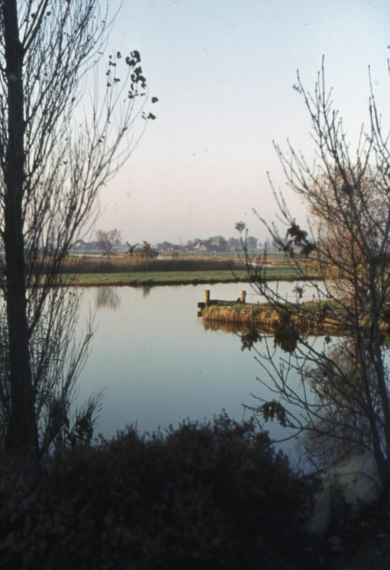 Foto 1405324096